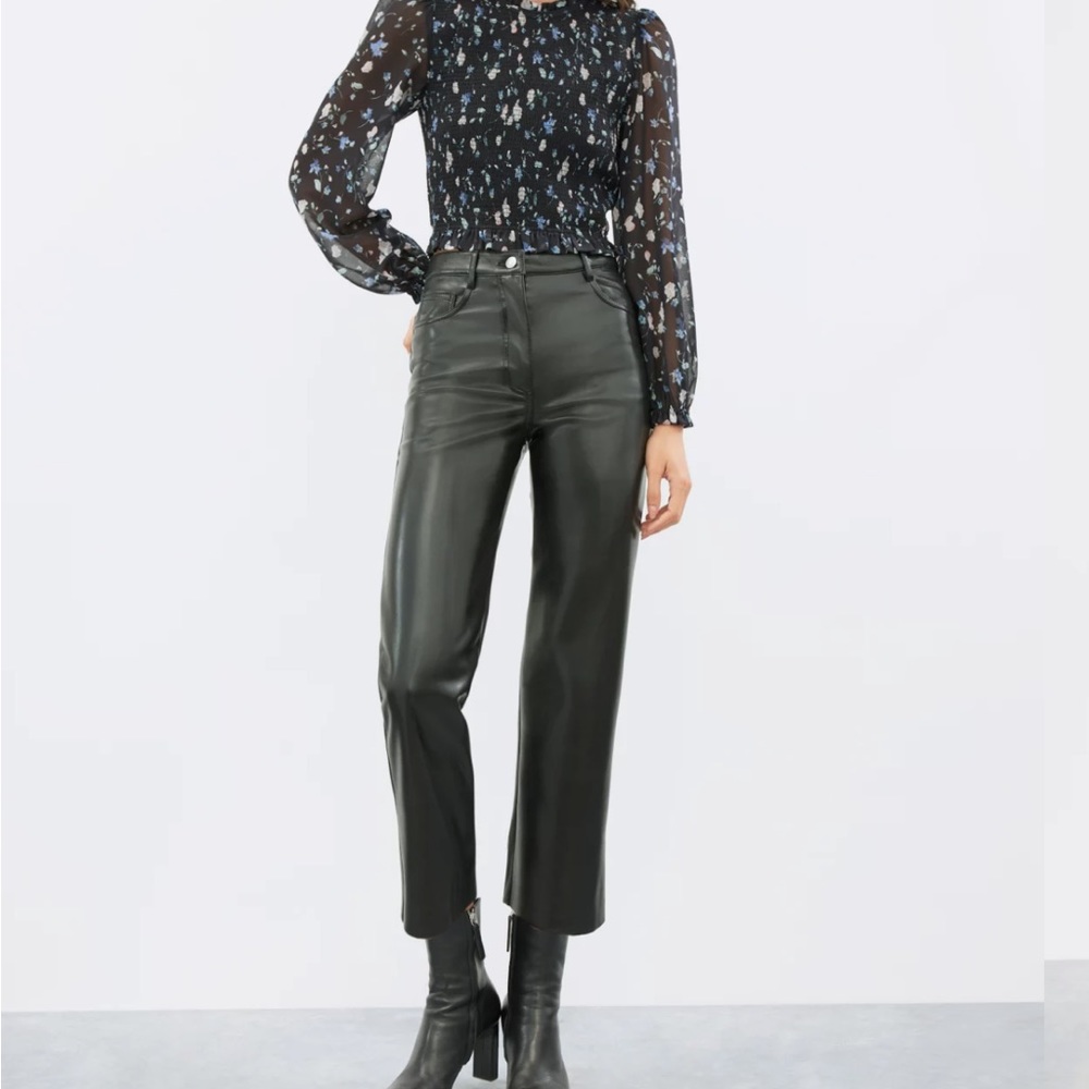 Aritzia Wilfred Melina Cropped Pant Black Leather Size 6